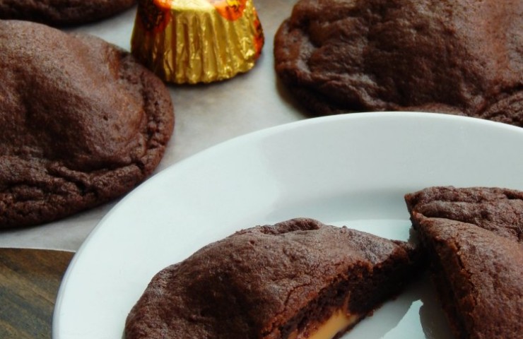 Stuffed Chocolate Cookies