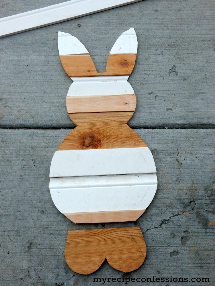 Reclaimed Wood Easter Bunny. This was a fun diy Easter project! The reclaimed wood gives the bunny a beautiful vintage look. If you like diy crafts, you have got to check out this step by step tutorial. All you neighbors are going to be jealous of your Easter bunny! 